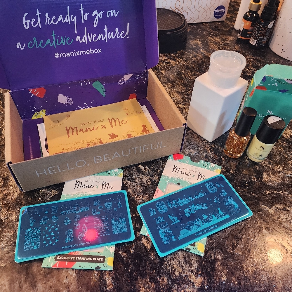 Maniology Box